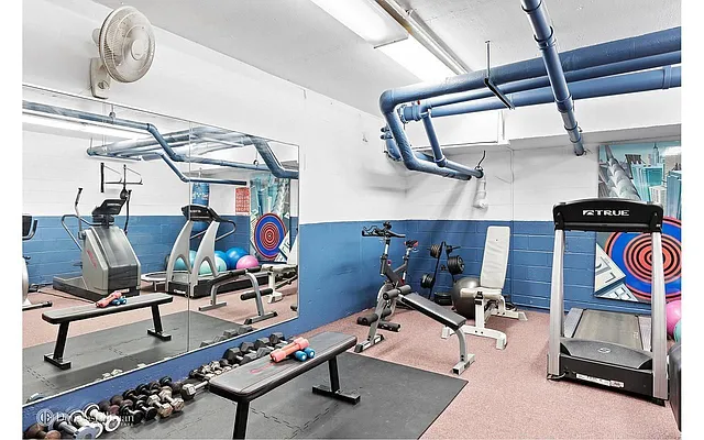 Sold by Compass | media 18