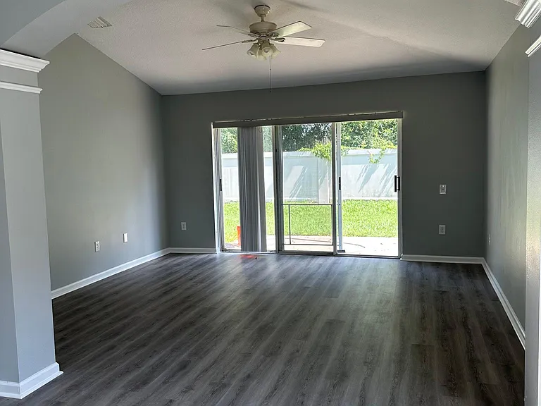 5904 War Admiral Dr — Photo 10