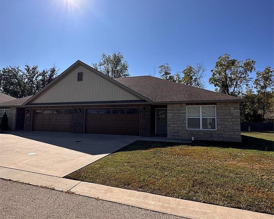 516 Windsor Ln, Farmington, MO 63640 Zillow