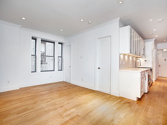 3rd image of 350 W 18th St #5BC