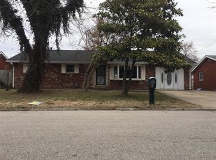 3 Victoria Dr, Granite City, IL 62040