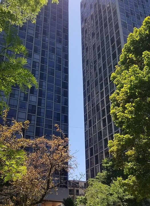 1st image of 345 W Fullerton Pkwy APT 2502
