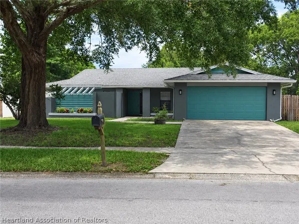 12504 Rain Forest St, Temple Terrace, FL 33617
