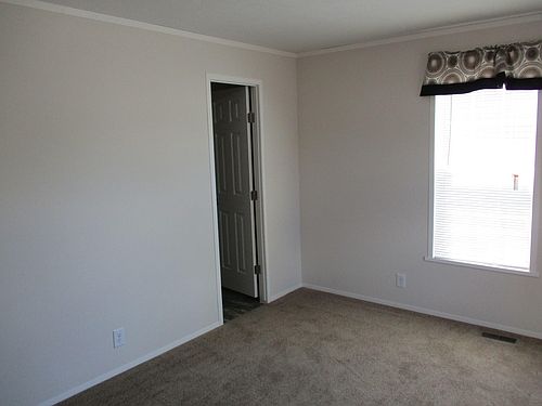 5th image of 17 Marlene Ct