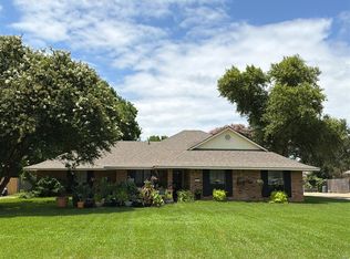 5511 Hickory Ridge Dr, Bossier City, LA 71111