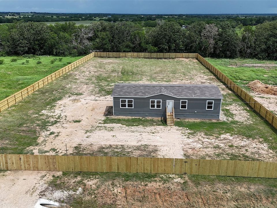 1st image of 161 Azalea Ct