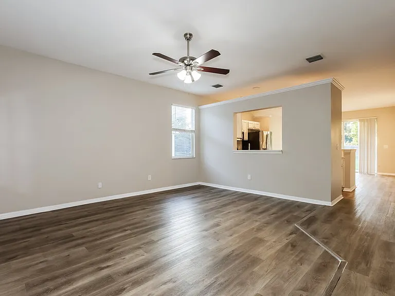 6707 Cambridge Park Dr — Photo 3