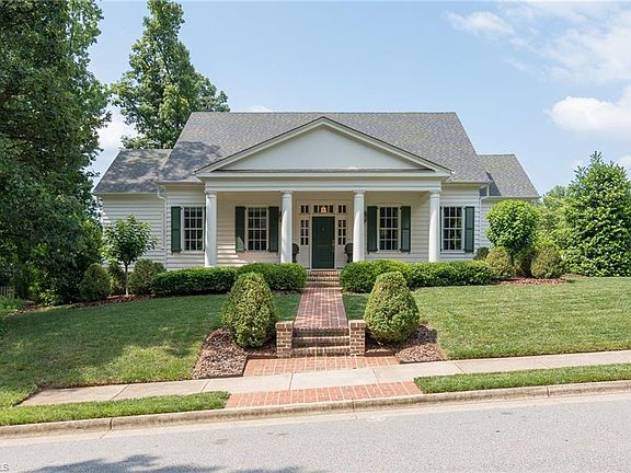 3rd image of 1705 Willow Wick Dr