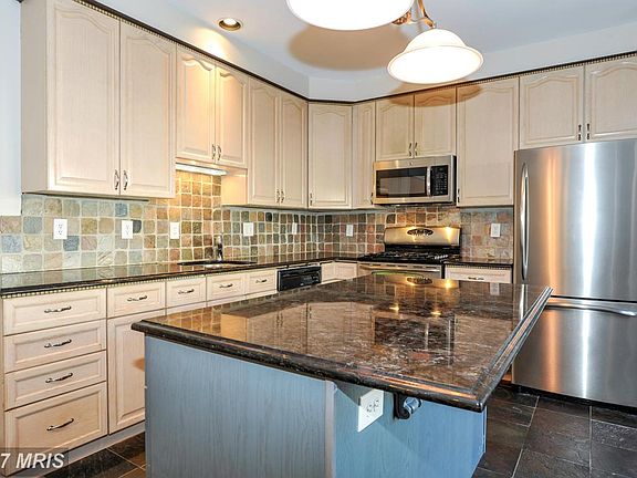 4th image of 6103 Donival Sq