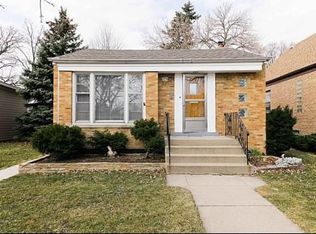 5462 N Newcastle Ave, Chicago, IL 60656