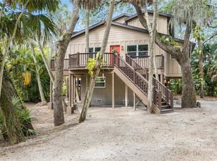 3376 S Seclusion Dr, Sarasota, FL 34239