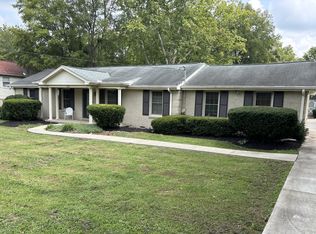 713 Harpeth Bend Dr, Nashville, TN 37221