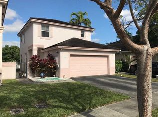 7553 NW 2nd Ct, Plantation, FL 33317
