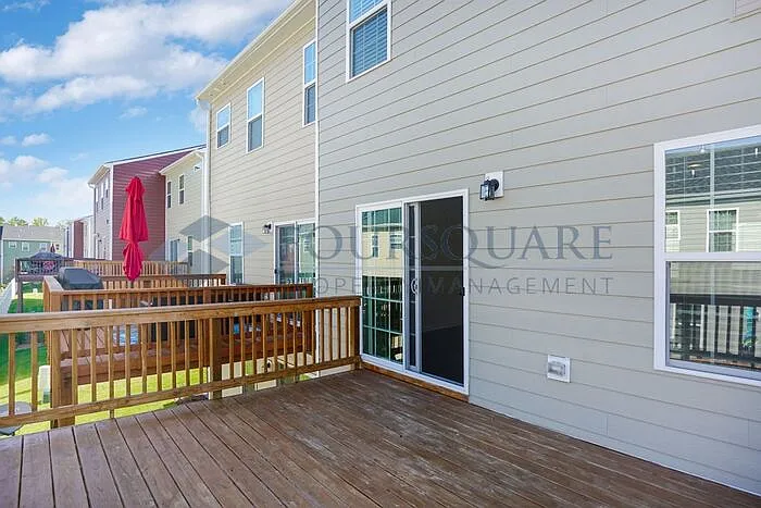107 Cross Country Way — Photo 7