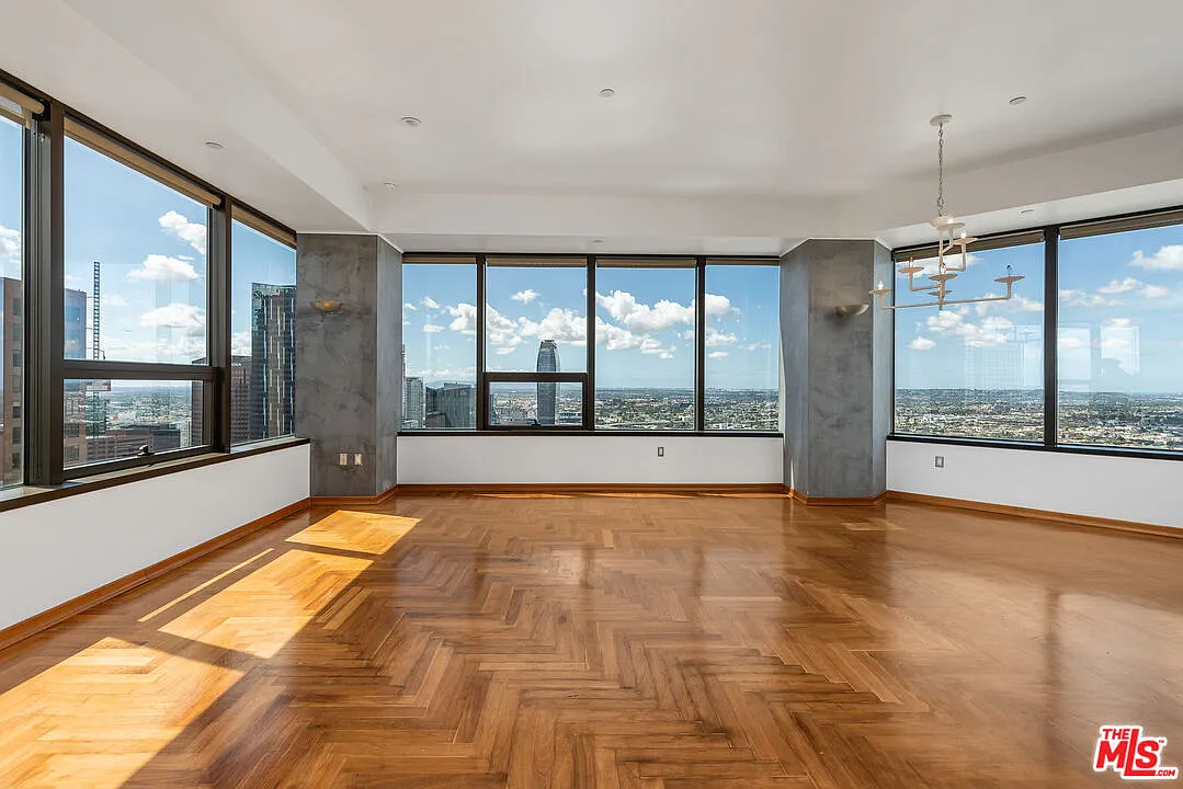 2 bed, 1.0 bath, 1140 sqft, $4,100 — Photo 3