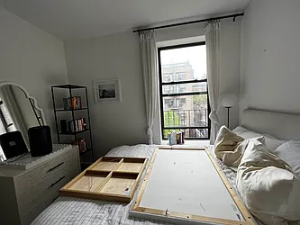 Rented by Salon Realty Corp