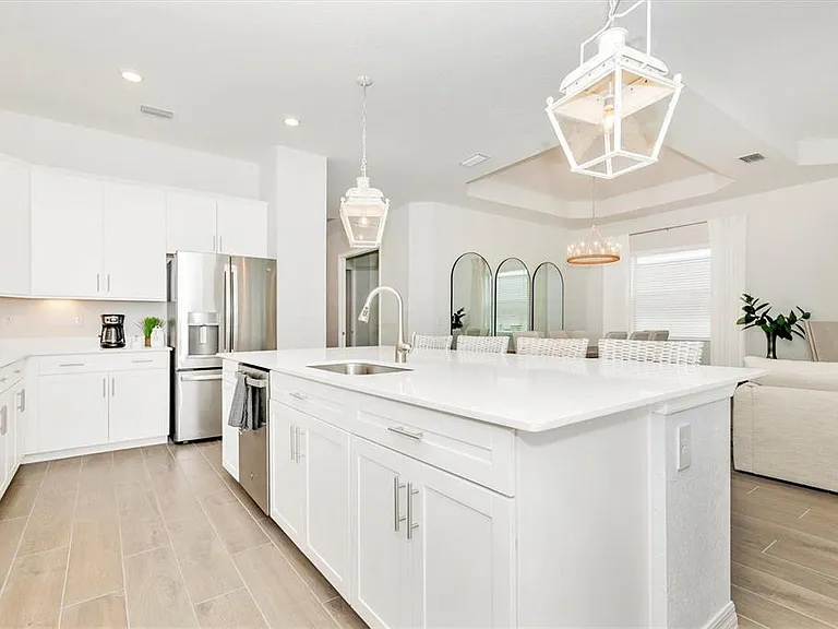 12733 Tulum Loop — Photo 11