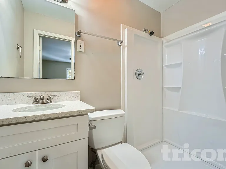 2381 Melody Ln NW — Photo 10