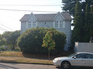 555 N 84th St, Seattle, WA 98103