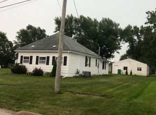 913 W Walnut St, Bloomfield, IA 52537
