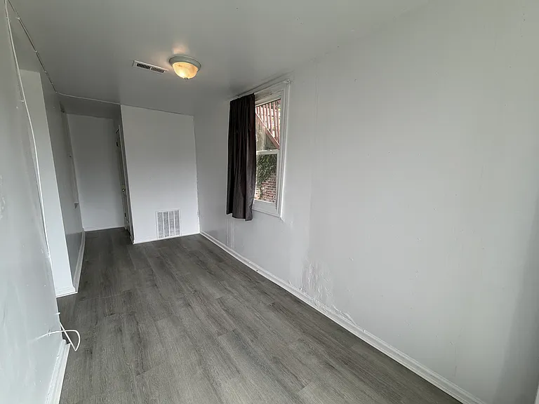 3271 S Bell Ave #1R — Photo 13