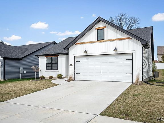 3rd image of 113 Sommerset Ct