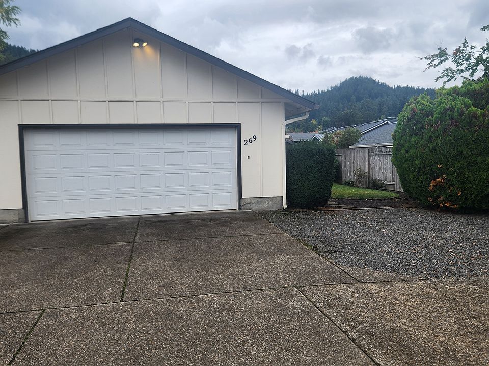 269 S 70th Pl, Springfield, OR 97478 | Zillow