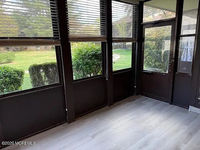 113 Amberly Dr #F — Photo 12