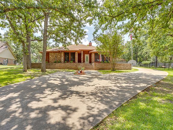 4th image of 1508 Westcreek Dr