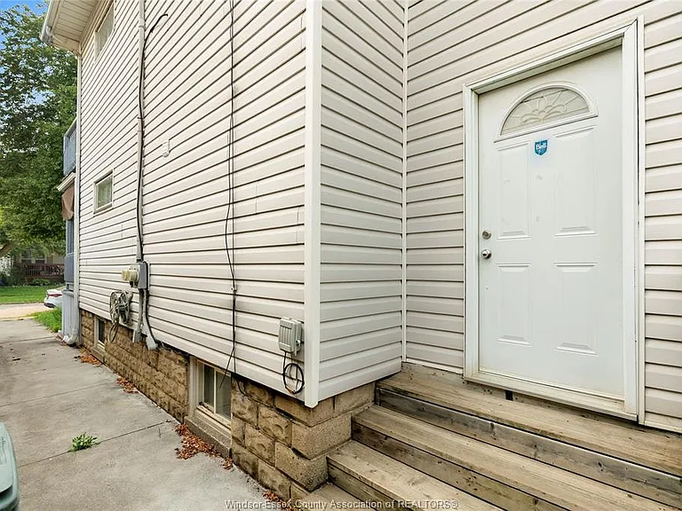844 Ellrose Ave #UPPER — Photo 20