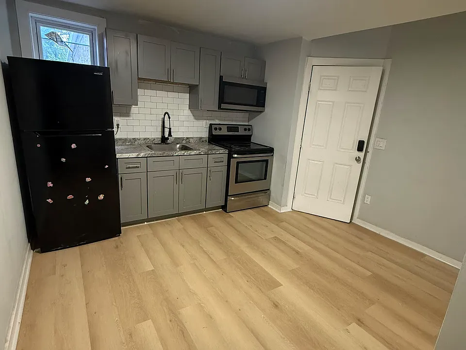 21 N Paxon St #2F