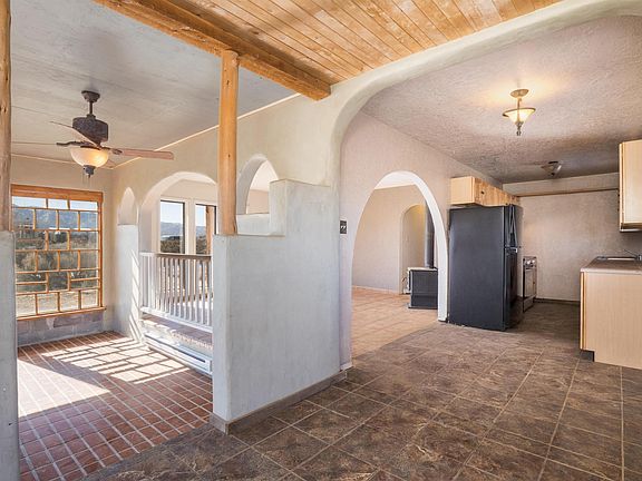 4th image of 167 Cuchilla Rd
