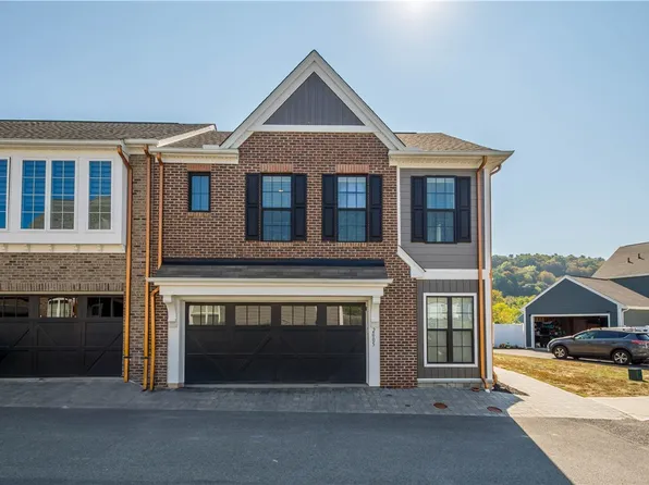 2005 Pitcote Ln, Bridgeville, PA 15017