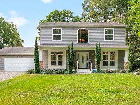 21654 W Ireland Rd, South Bend, IN 46614