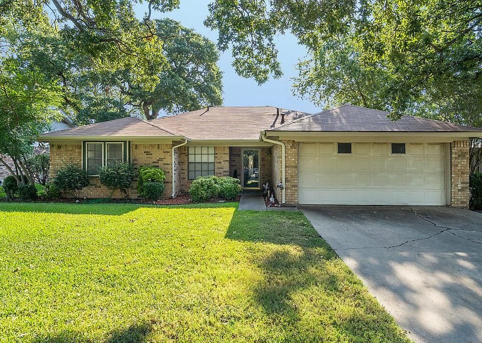 1st image of 2732 Meadow Grn