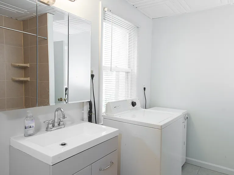 455 Fairmount Ave #2 — Photo 19