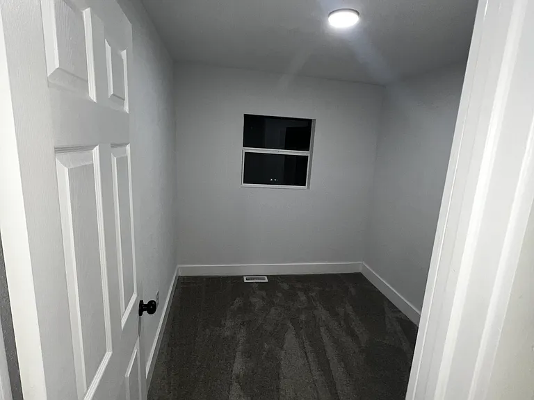 630 N Luett Ave — Photo 10
