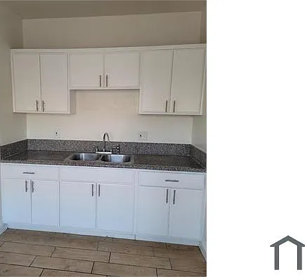 Studio, 525 sqft, $1,750 — Photo 3
