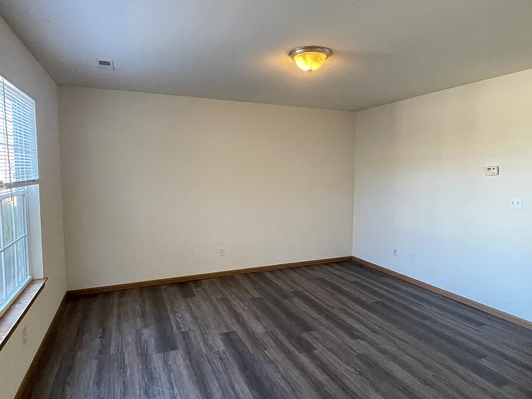 104 K C Heights Dr — Photo 7