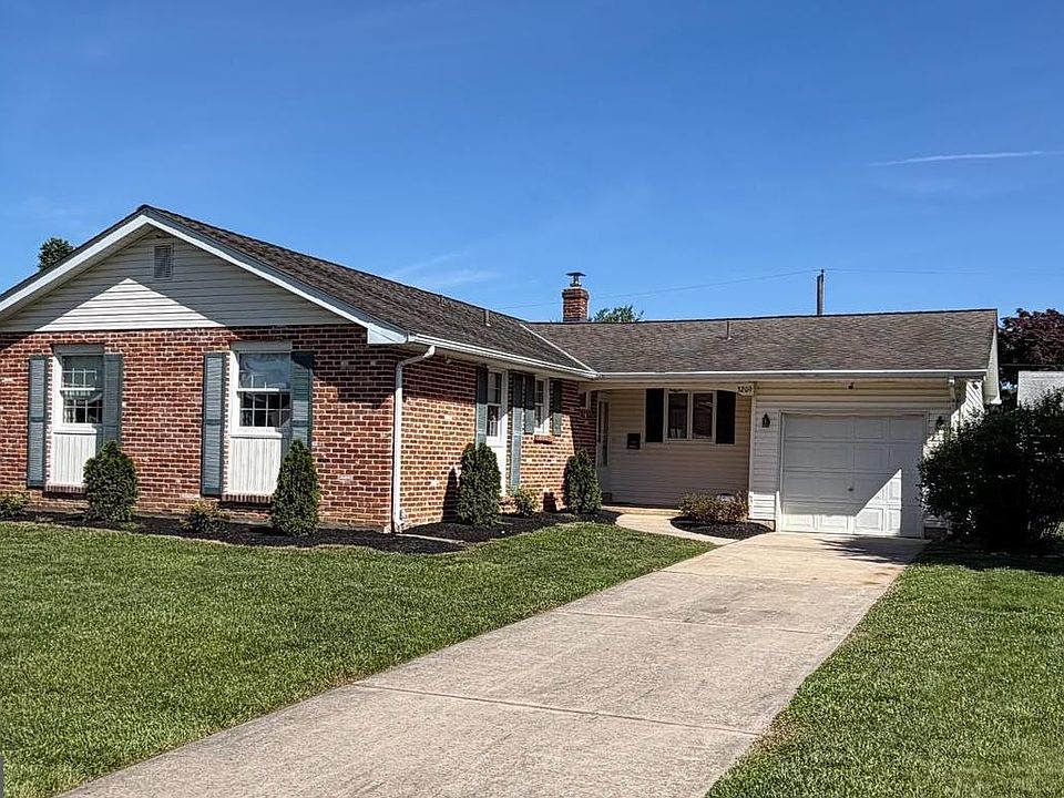 1st image of 3209 Bristol Dr
