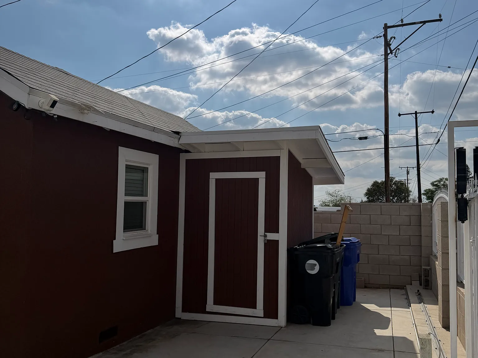35018 Avenue D — Photo 1