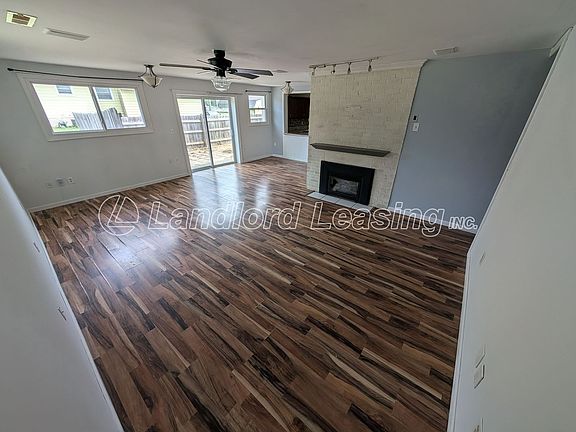 3rd image of 701 W Shore Blvd