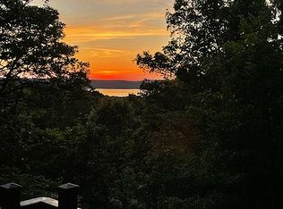 23494 E Riverview Dr, Cookson, OK 74427