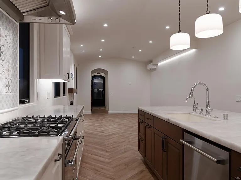 606 Camino De Orchidia — Photo 11