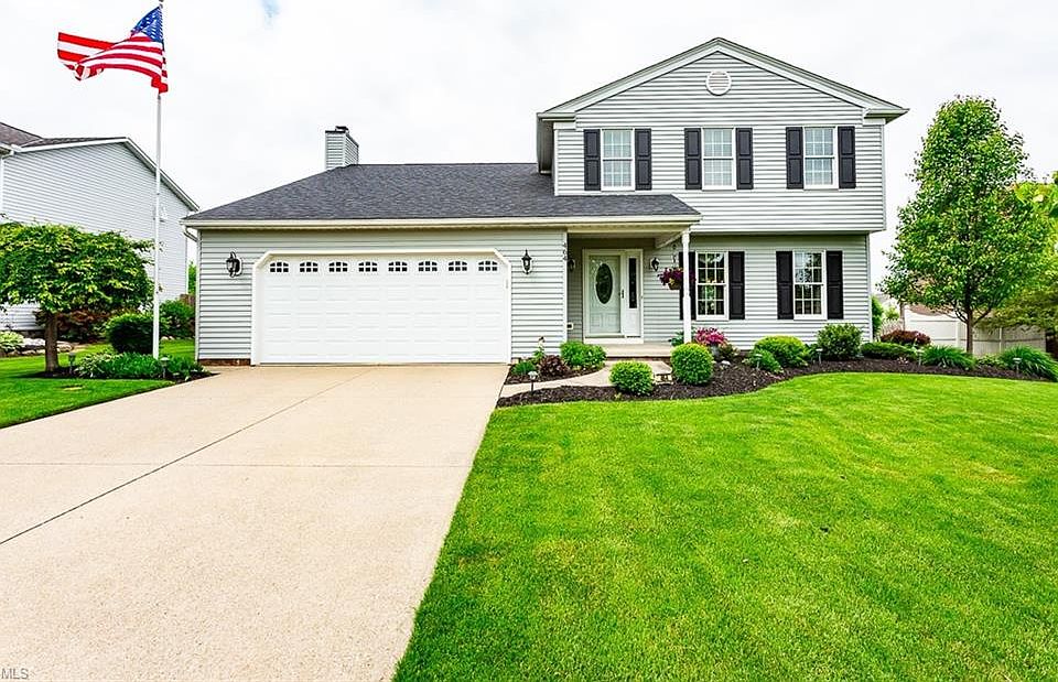 1st image of 464 Bristol Ln