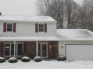 6173 Wildwood Dr, Hamburg, NY