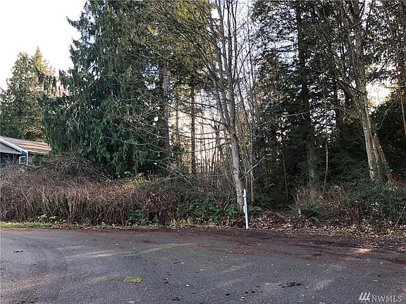 2nd image of 37409 NE Fern Pl