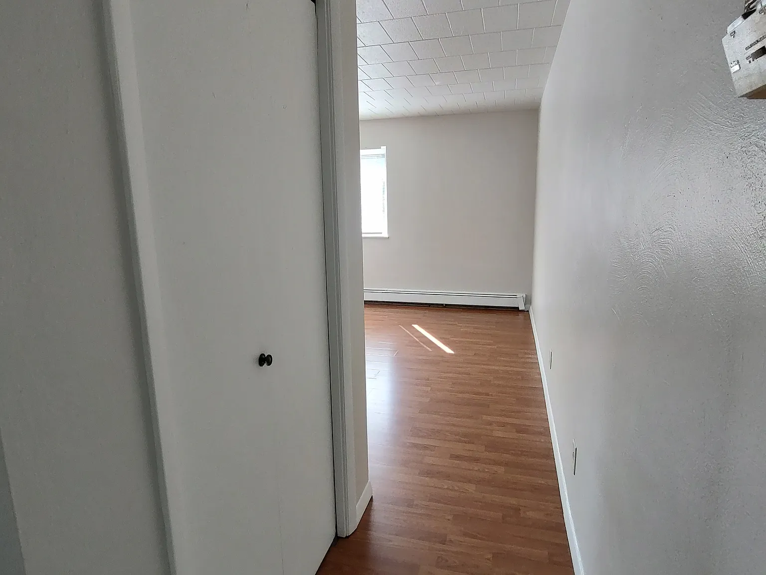 Studio, 500 sqft, $750 — Photo 3