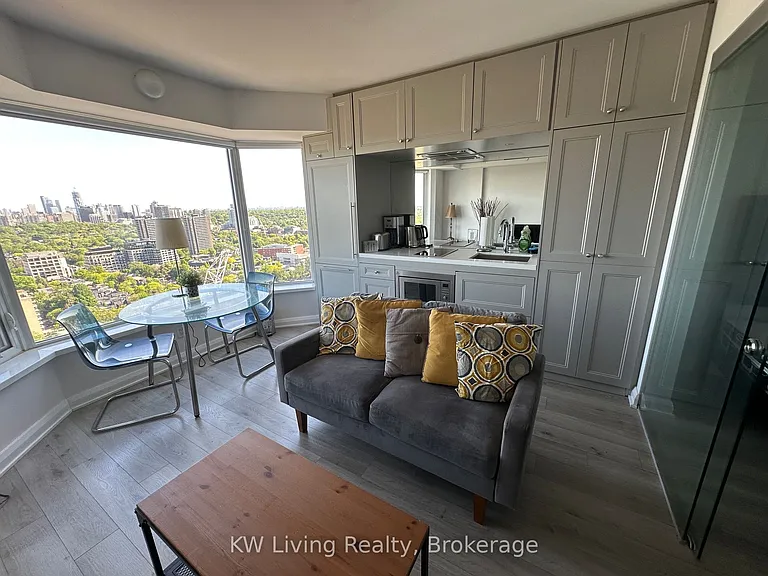 155 Yorkville Ave #2920 — Photo 6