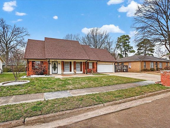 3rd image of 3115 Rosebay Ln